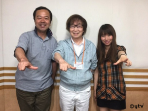 「スワラジ」収録スタジオで。左からボク、古川さん、夏怜さん。