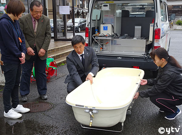 車両取り扱い説明の様子