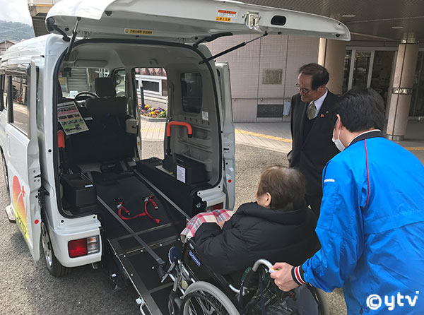 車両取扱い説明の様子