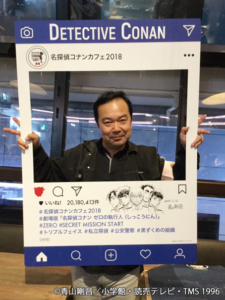 青山先生の特別イラスト額に喜んでおさまるボク。