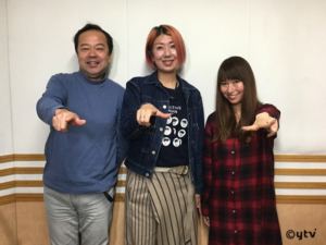 「スワラジ」収録スタジオで。左からボク、影山さん、夏怜さん。