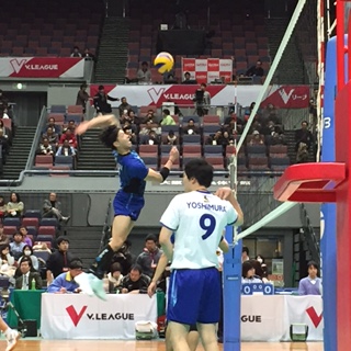 volly011701.jpg