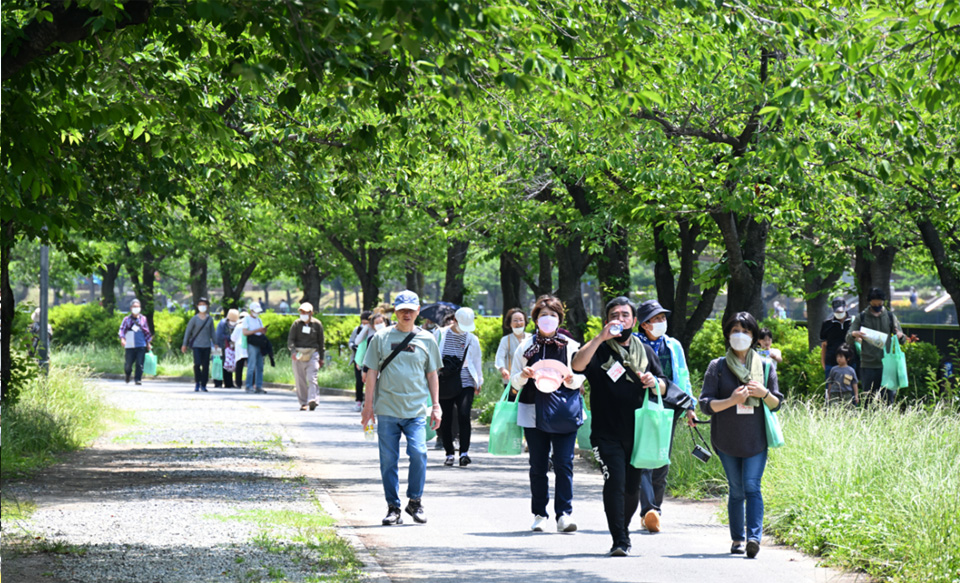 健活！チャリティ・ウォークの様子