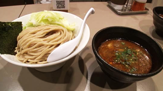 エビつけ麺大盛り（700g）