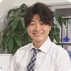 同僚社員／中尾周統