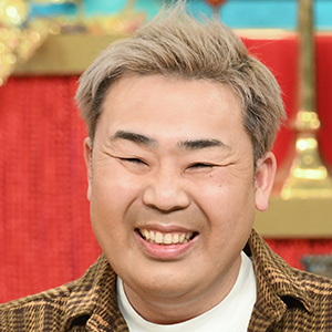 岩尾望（フットボールアワー）