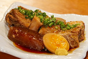 豚の角煮御膳の角煮