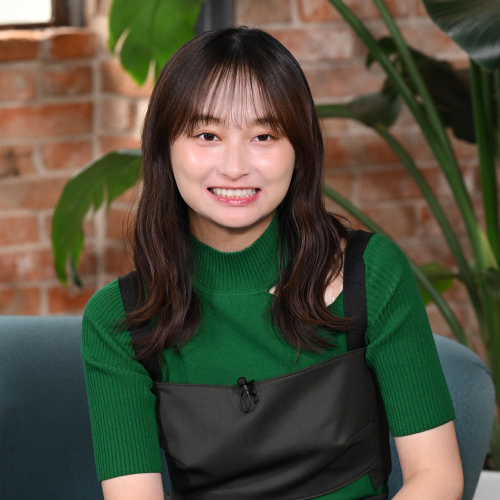 影山優佳