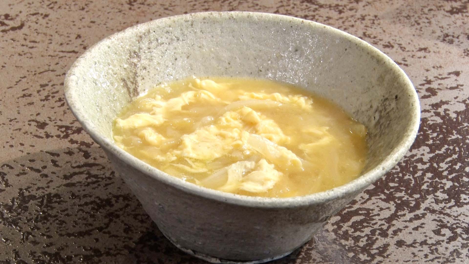 母のオニオンスープ（「AUBE」 シェフ　東家）