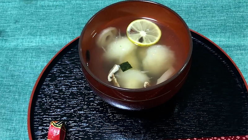 じゃがいも団子のお吸い物