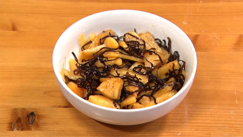 柿の塩昆布あえ