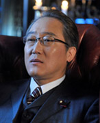 大月 宗太郎(佐野 史郎)