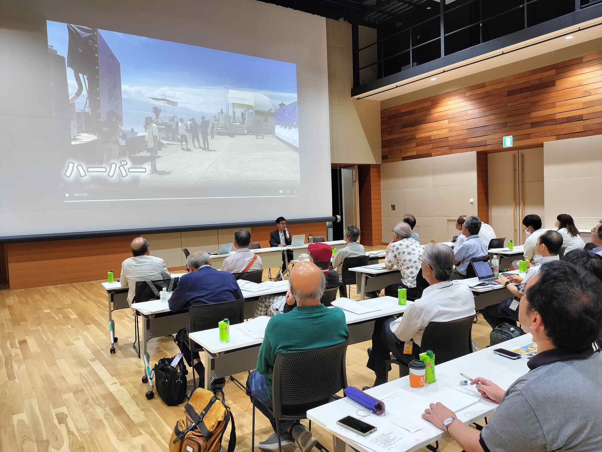 琵琶湖の松原湖岸（彦根市）会場の映像