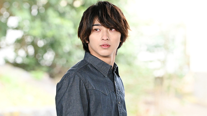 キーチェーン追加 横浜流星 シロでもクロでもない世界で DVD-BOX〈6枚組〉 Amazon.co.jp: シロでもクロでもない世界で、パンダは笑う。 DVD-BOX