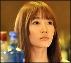 【第六話】久住　遥(杏　さゆり)バイクスタントのイベント観戦中に事故にあい、車椅子の生活を余儀なくされる。