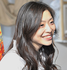 白鳥 ゆりえ/内田 慈